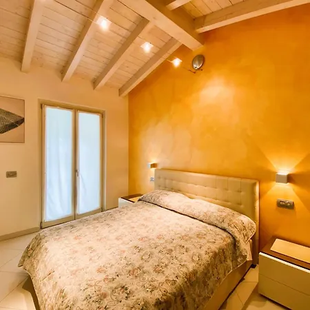 Chiara Apartment *