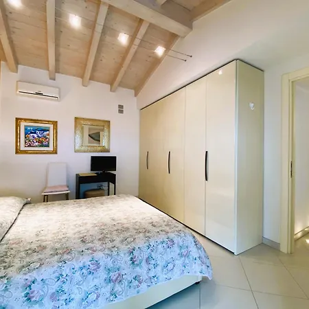 Chiara Apartment *